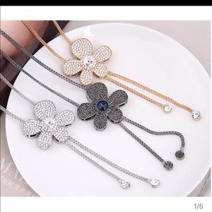 Golden flower necklace